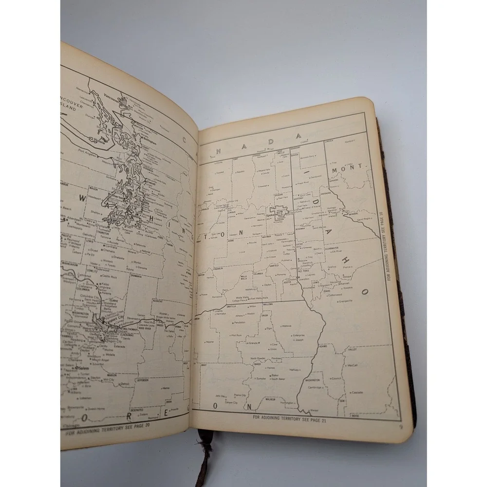 Vintage 1949 Executive Record and Travel Guide Statue of Liberty Brown Bigelow